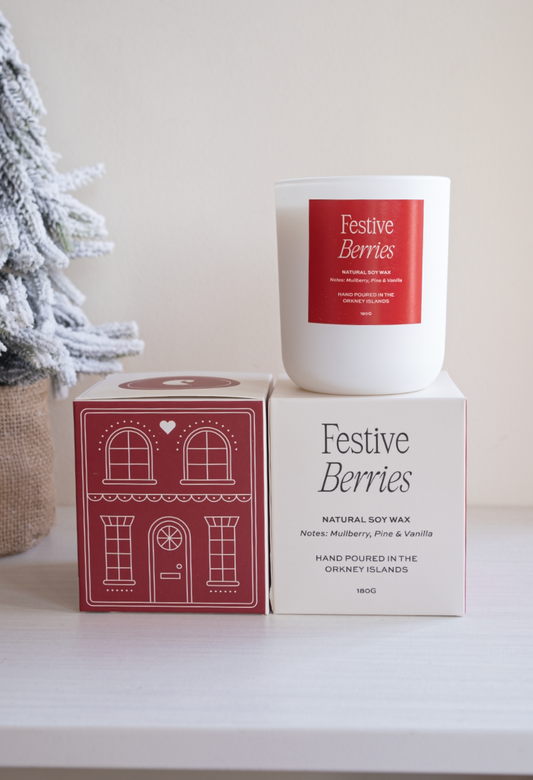 'Festive Berries' Mulberry Christmas Candle Jar